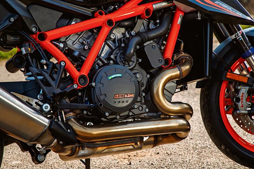 KTM 1290 Super Duke R Evo engine