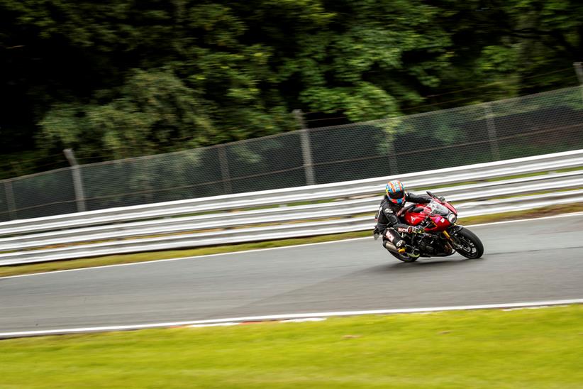 Neevesy doing the do at Oulton Park