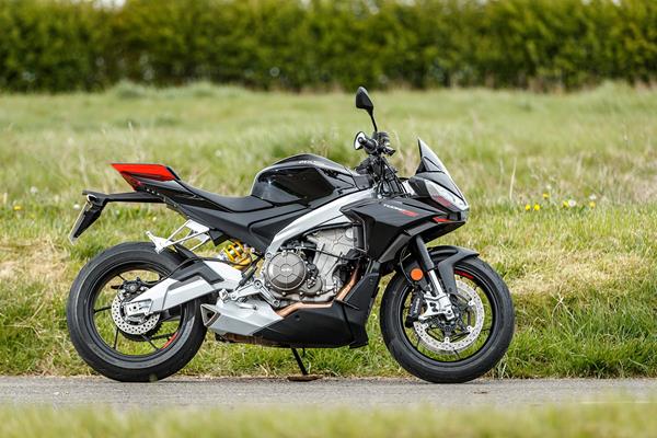 Aprilia Tuono 660 Factory