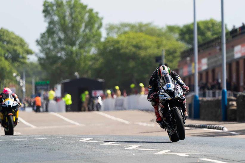 Peter Hickman on Glencrutchery Road during the Supersport TT race 2 at TT2022 - Picture by Tony Goldsmith