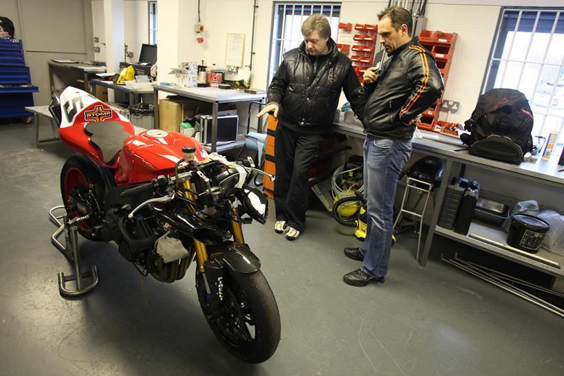 Steve and MCN's Michael Neeves discuss his racing R1 in 2009