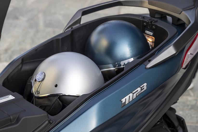 2022 Piaggio MP3 underseat storage