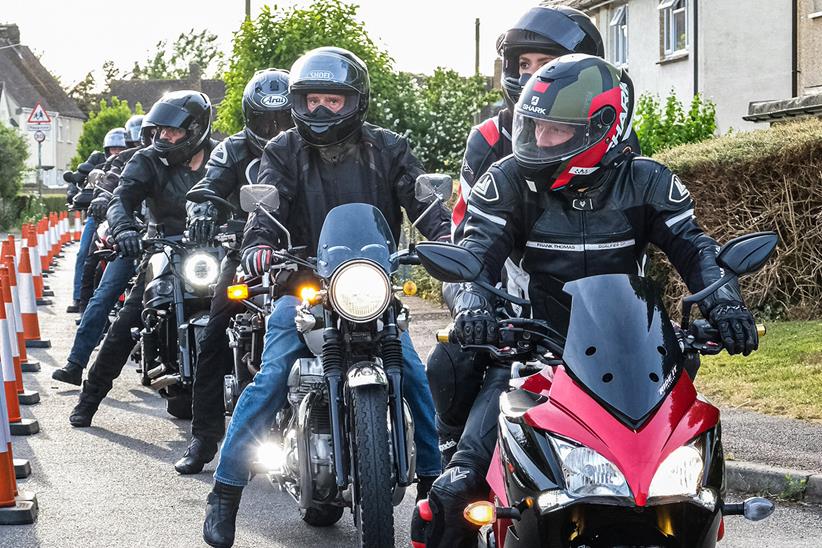 Arrivals at Cassington Bike Night 2022