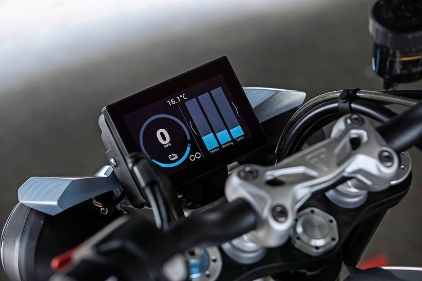 Triumph TE-1 colour TFT dash