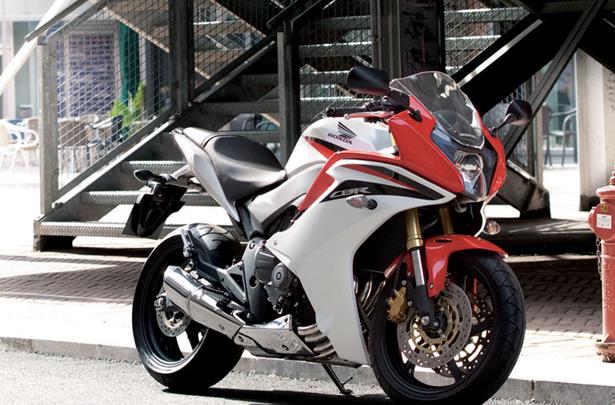 Honda cbr600f 2011 deals specs