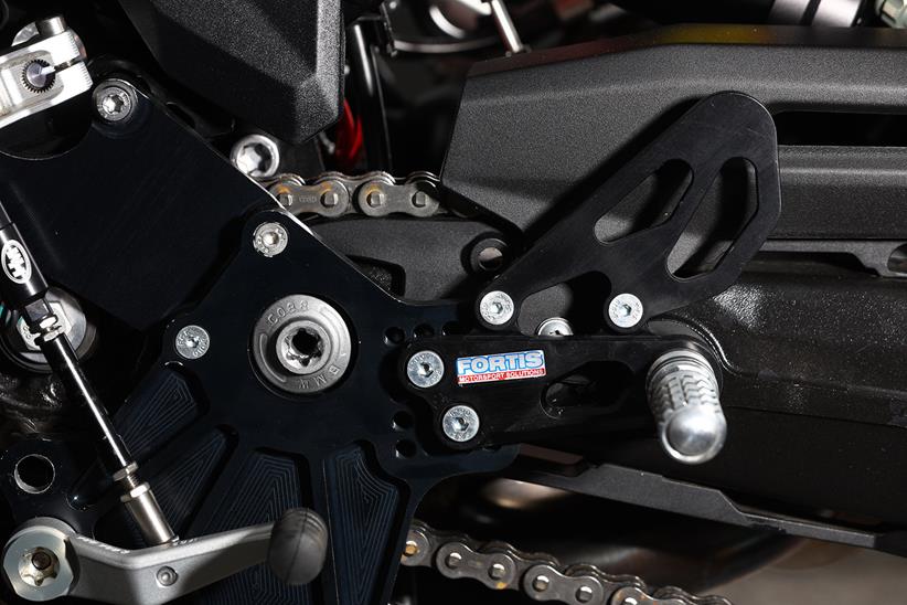 BMW F900R race bike rearset