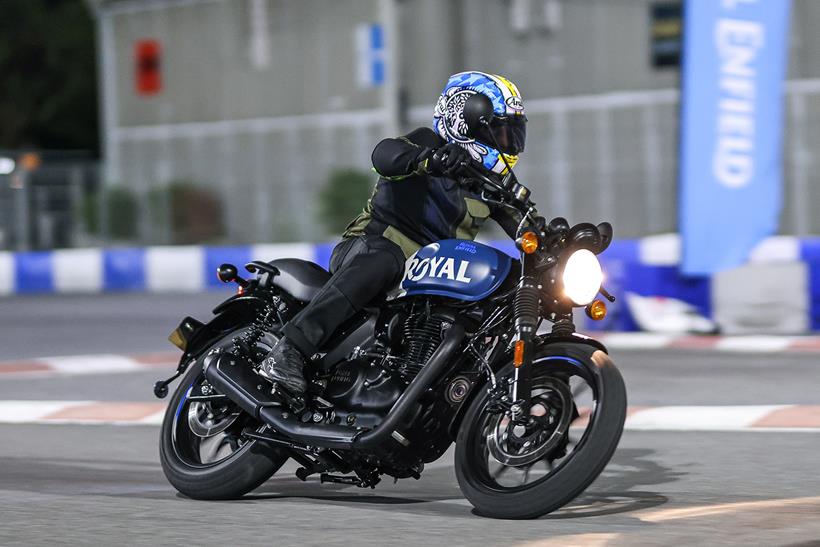 Royal Enfield Hunter 350 right side on track