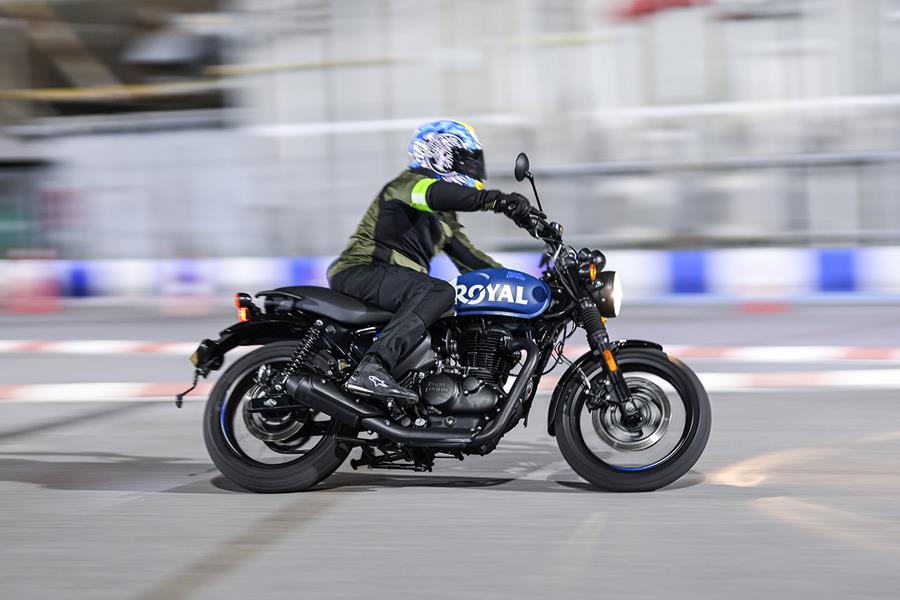 Royal Enfield Hunter 350 turning left on track