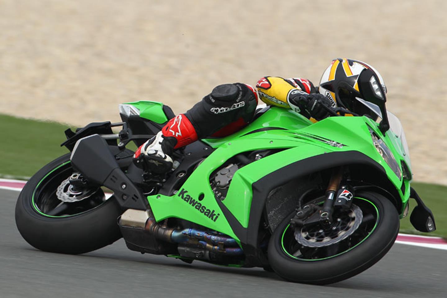 Video: Onboard the 2011 Kawasaki ZX-10R
