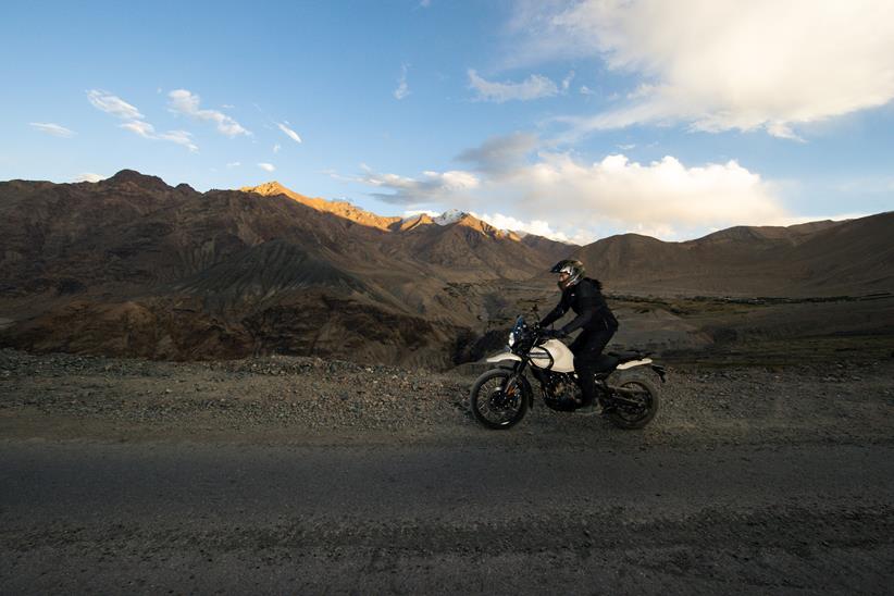 Royal Enfield Himalayan 450 - on mountain