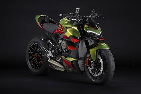 Bull fighter: Ducati pay homage to the Lamborghini Huracán STO with special edition Streetfighter V4