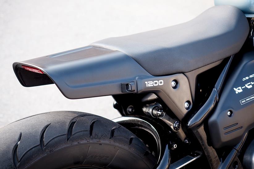 Triumph Bobber kit tail has 1980s style