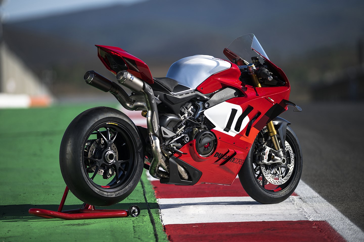 Bologna bullet Ducati bring WSB to the road with their next generation