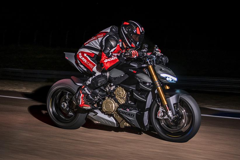 2023 Ducati Streetfighter V4S at night