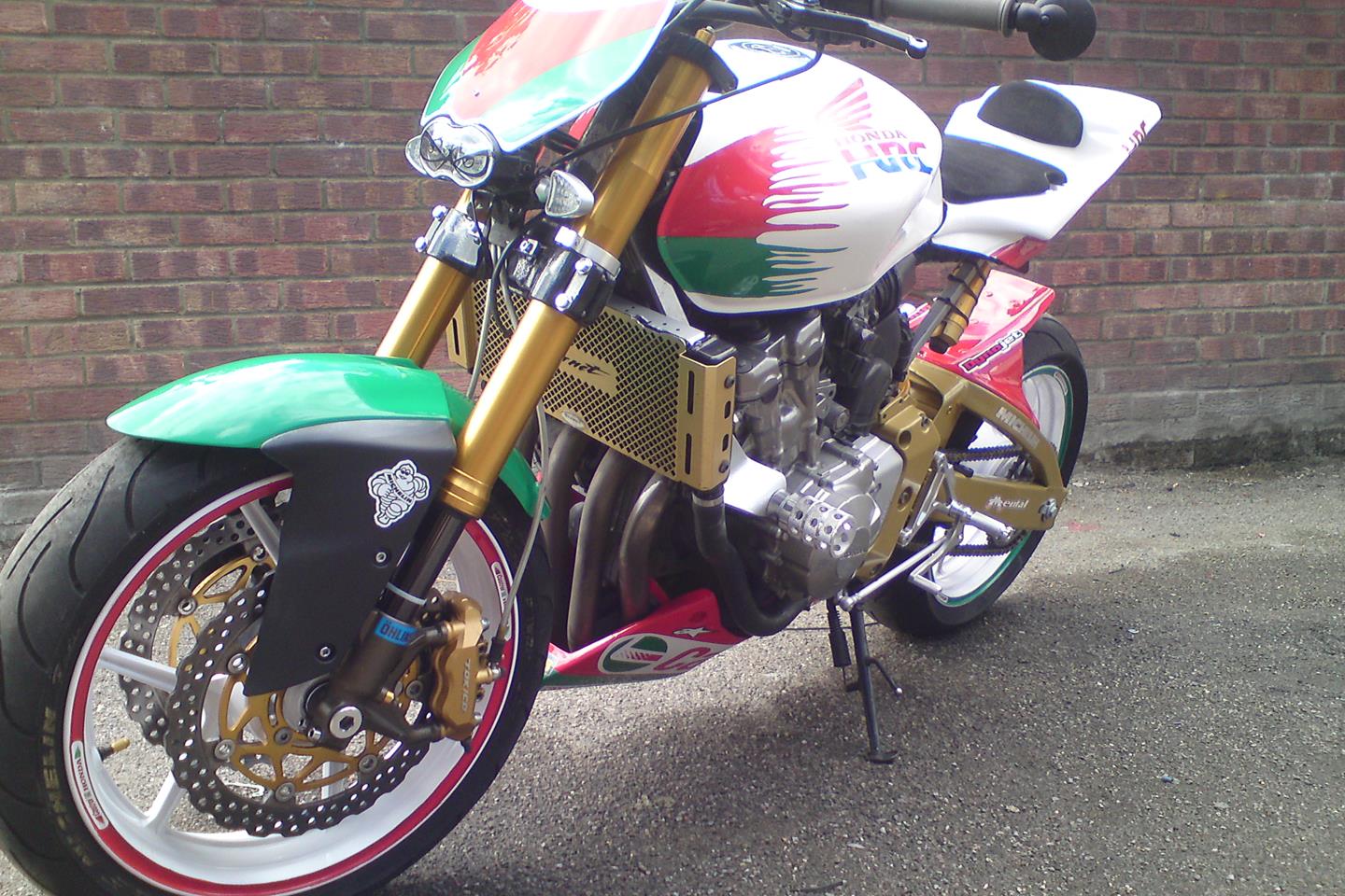 1998 Honda Hornet street racer