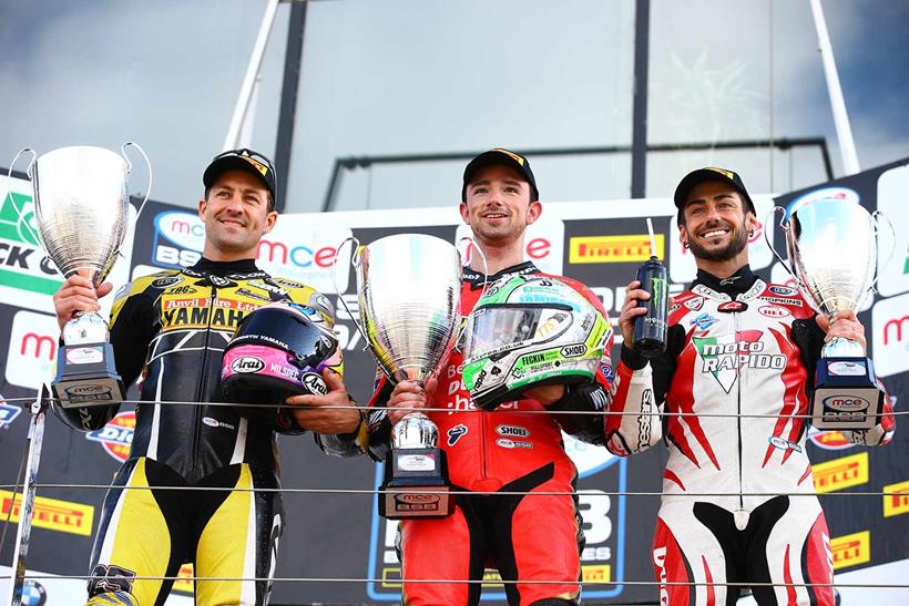 Glenn Irwin wins ahead of Josh Brookes and John Hopkins for PBM at Silverstone in 2016