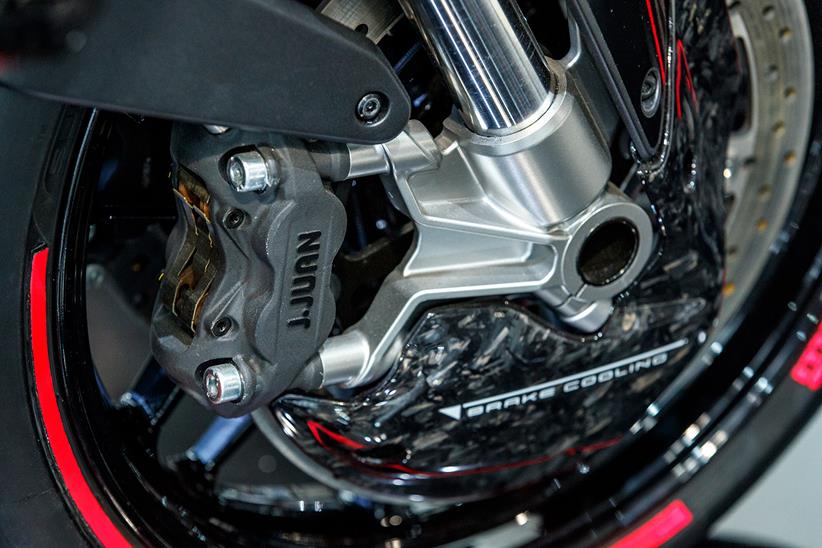 CFMoto NK-C22 brakes