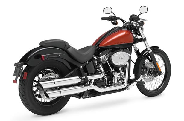 MOTORCYCLE REVIEW: 2011/2012 Harley-Davidson Blackline - Women Riders Now