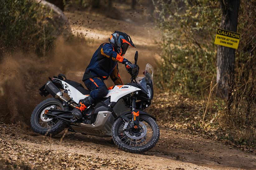 Cornering on the 2023 KTM 790 Adventure