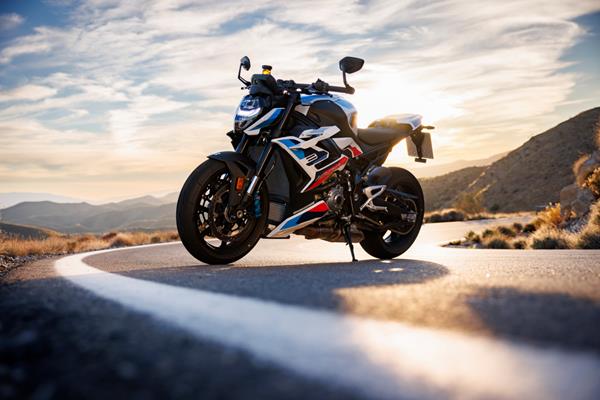 BMW M1000R sunset