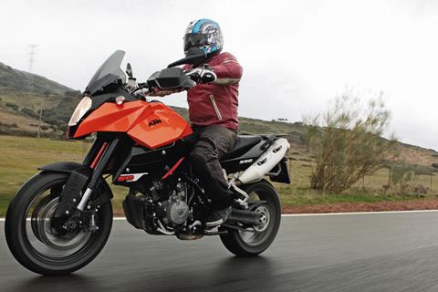 Video: KTM SMT ABS first ride