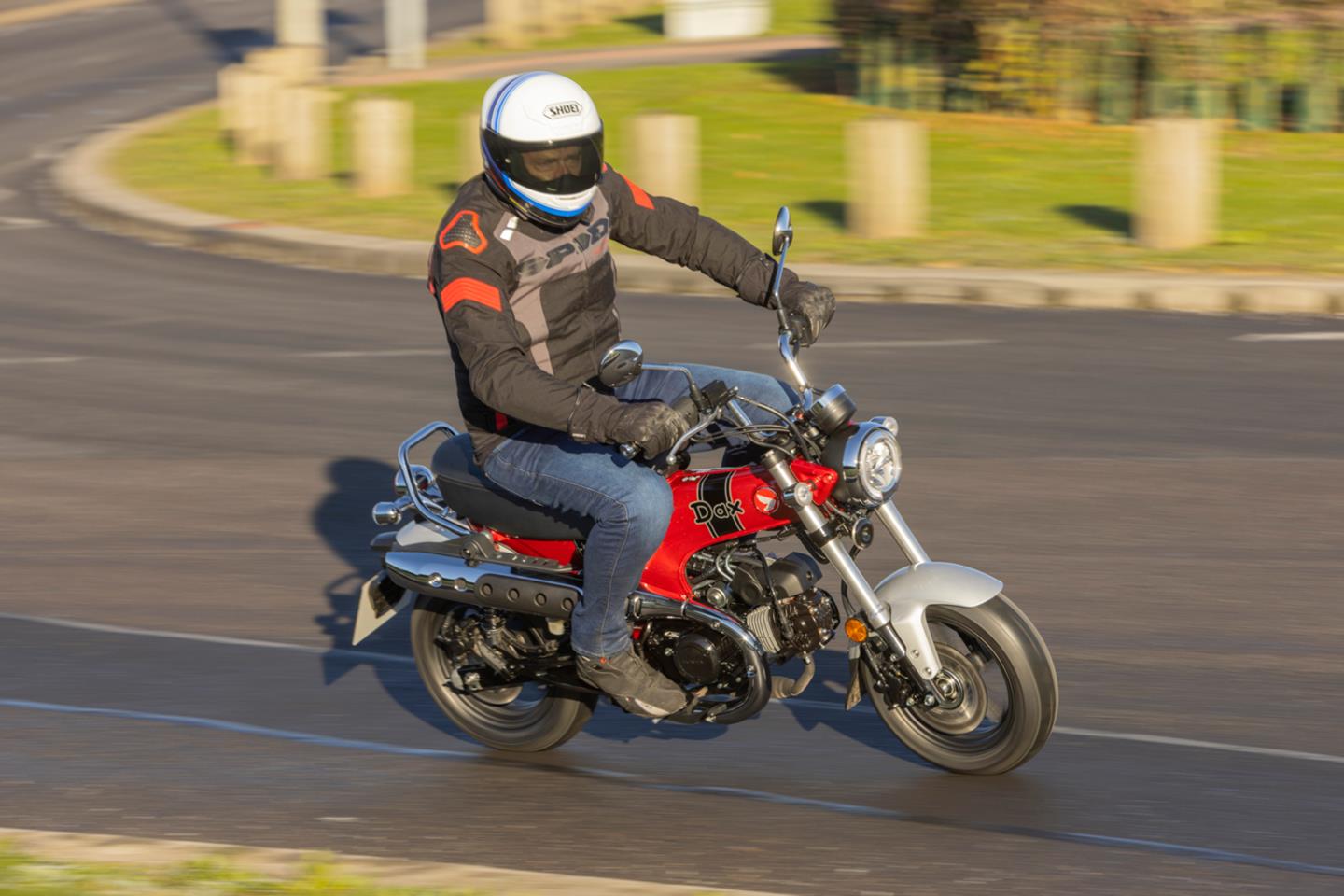HONDA DAX 125 (2023 - on) Review | MCN