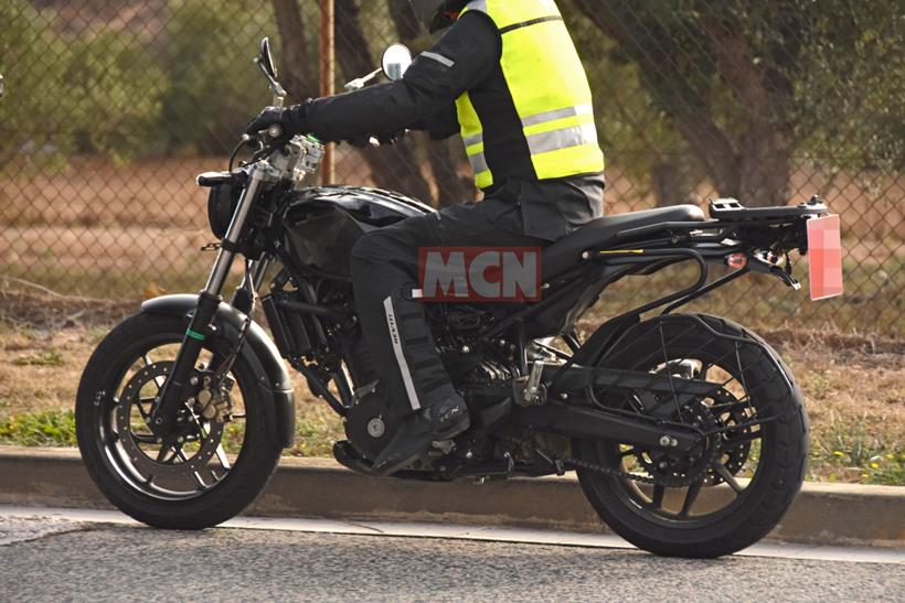 Royal Enfield Scram 450 spyshot left side