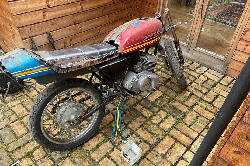 Kawasaki KH250E before restoration