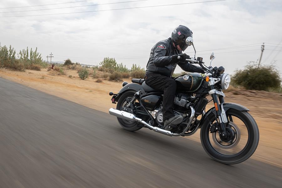 Royal Enfield Super Meteor 650 right side on the road