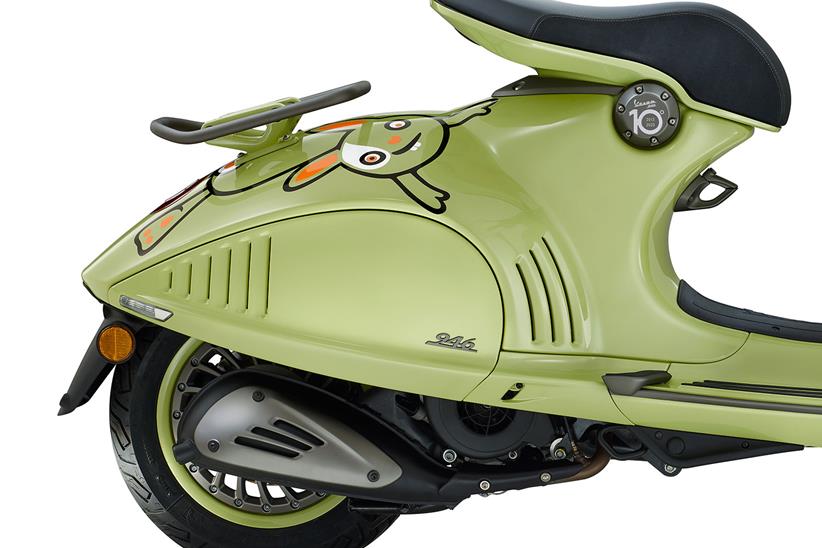 The quirky rabbit design on the Vespa 946 10° Anniversario