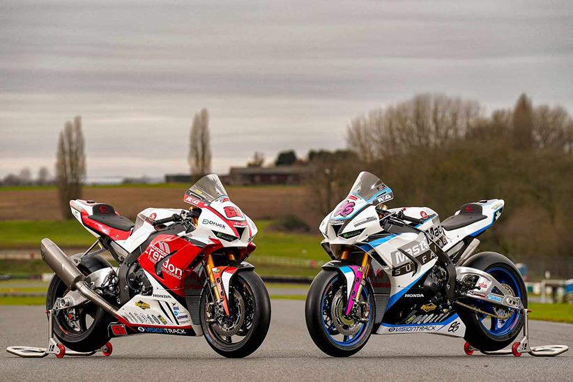 The Hawk Racing Honda Fireblades at Mallory Park