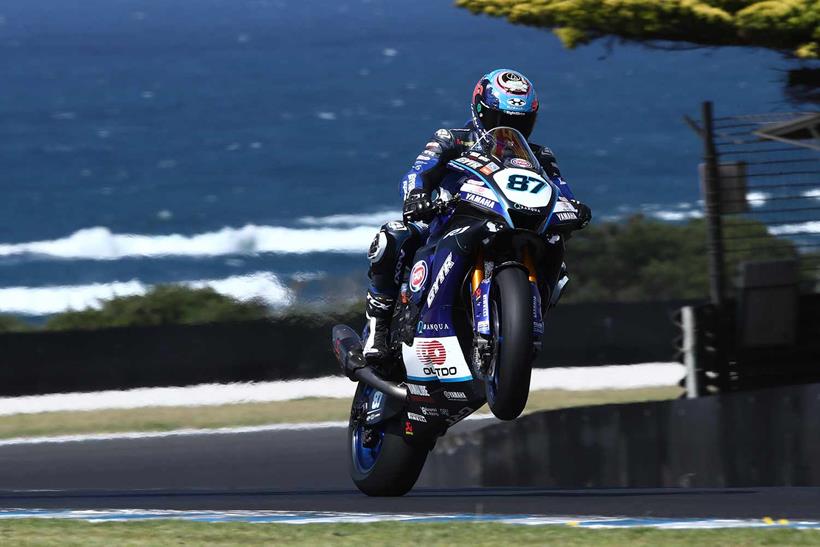 Remy Gardner wheelies at Phillip Island