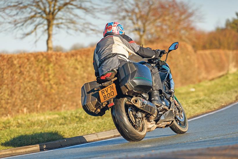 Kawasaki Ninja 1000SX cornering on the road