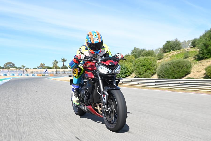 The Triumph Street Triple 765 RS is easier to keep on the boil than ever