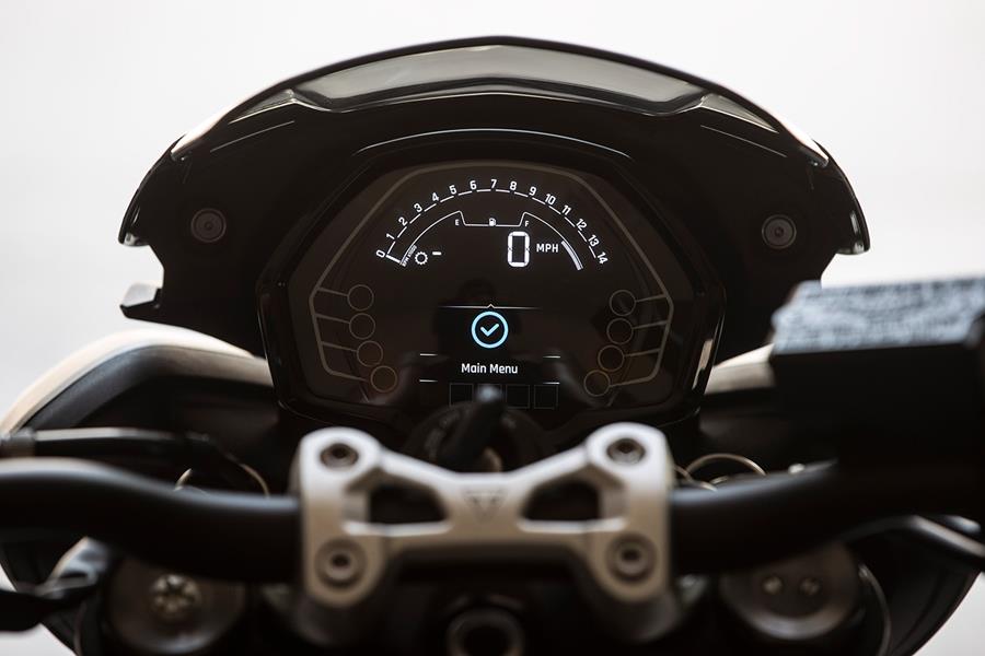 Triumph Street Triple 765 R dash