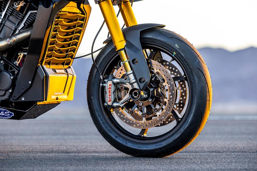 The Indian Challenger RR gets 17in racing rims