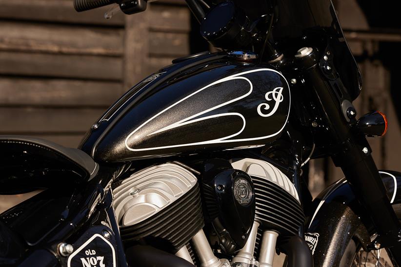 Indian Chief Bobber Dark Horse Jack Daniel's tank