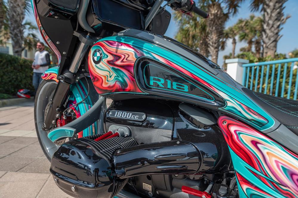 BMW R18 B transformed into extreme one-off bagger at world-famous ...
