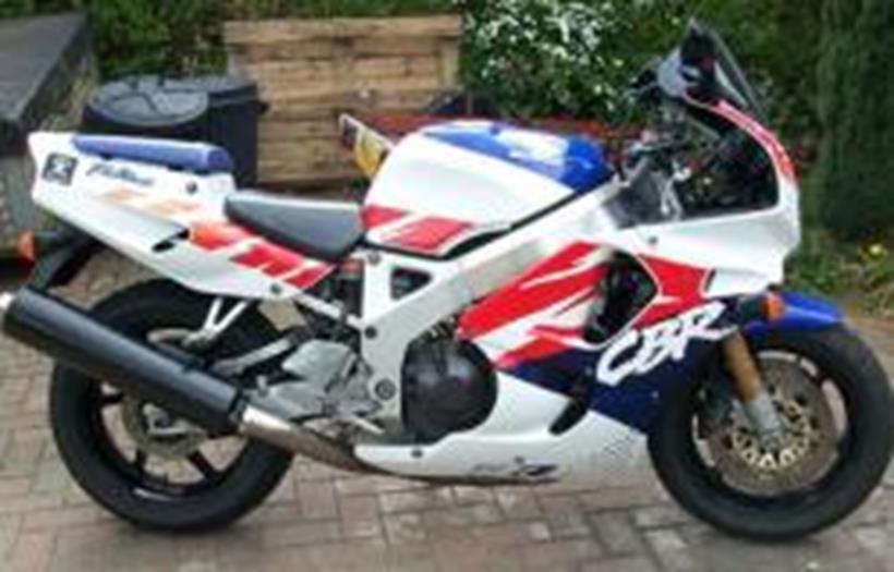 '92 Honda CBR900RR FireBlade