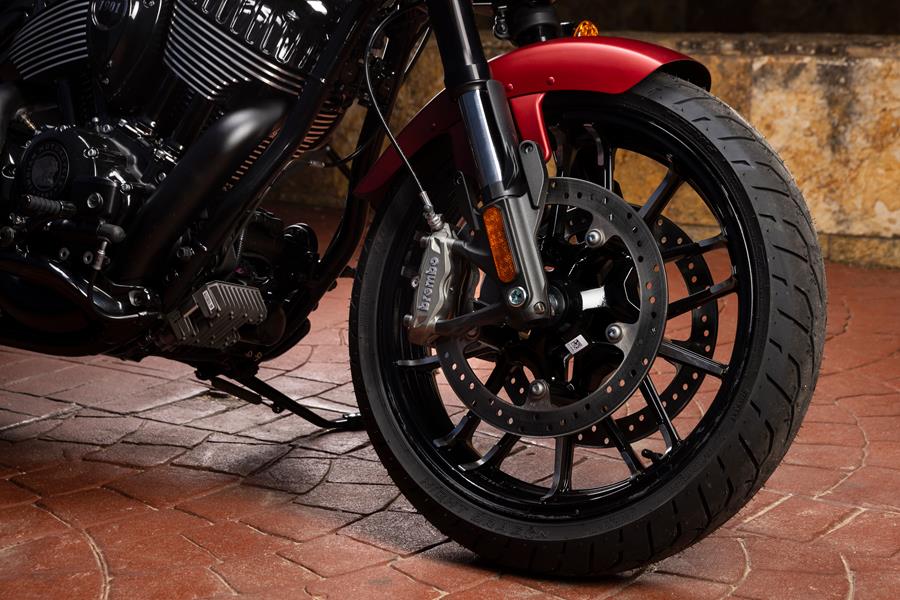 2023 Indian Sport Chief front wheel and USD forks