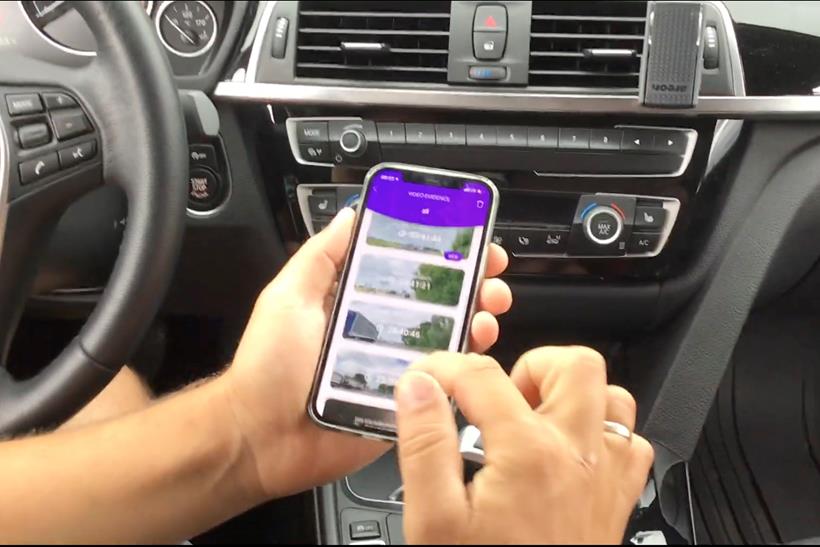 DashcamUa app in use