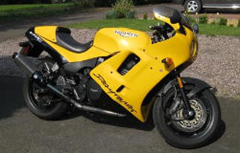 Triumph Daytona Super III