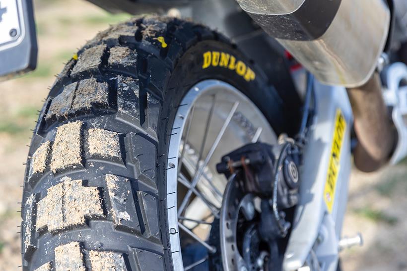 Dunlop Trailmax Raid rear tread pattern