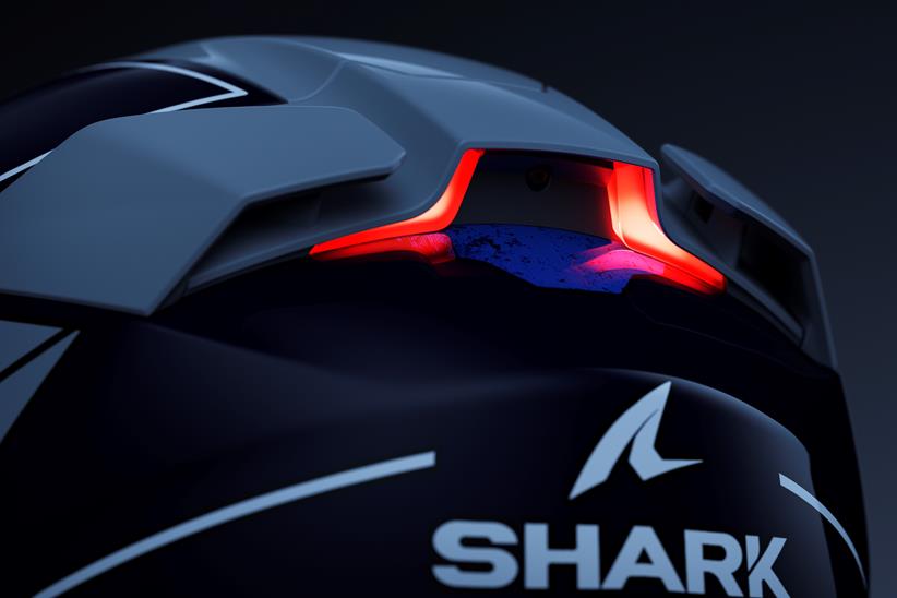 Shark Skwal-i3 brake lights in action