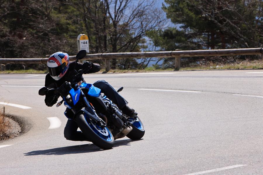 Cornering right on the 2023 Suzuki GSX-8S