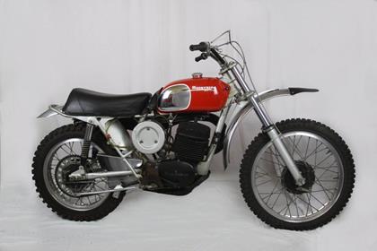 Steve McQueen's Husqvarana 400 Cross sold for $144,500