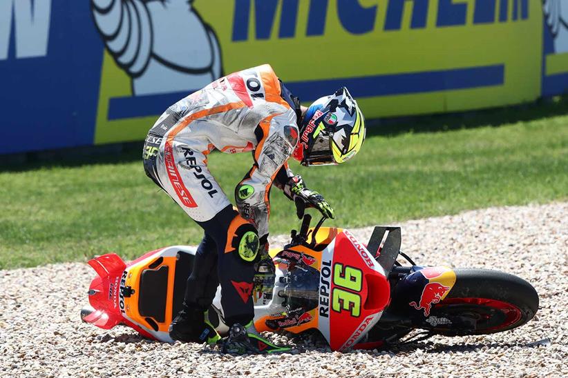 Joan Mir crashes his Repsol Honda at COTA