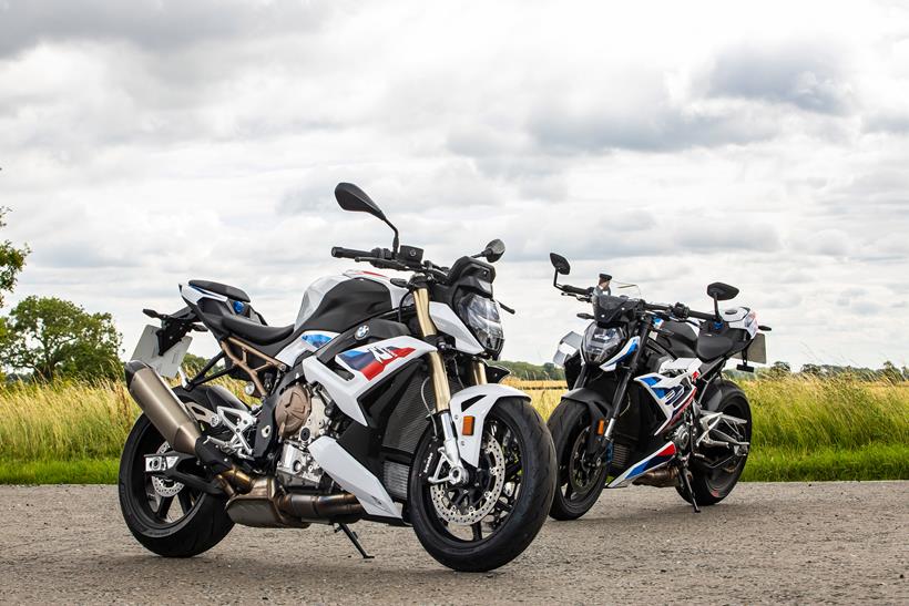 BMW M1000R vs S1000R