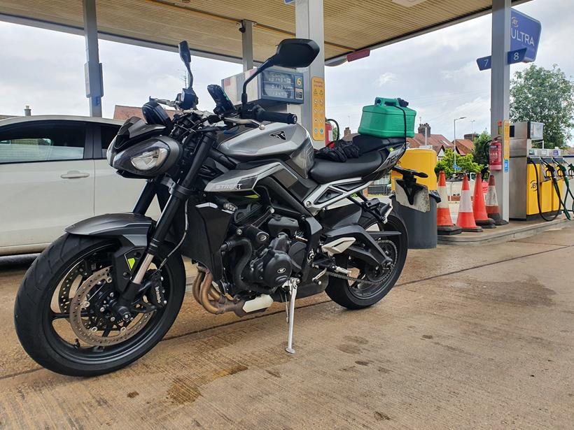 Triumph STreet Triple R fuel stop