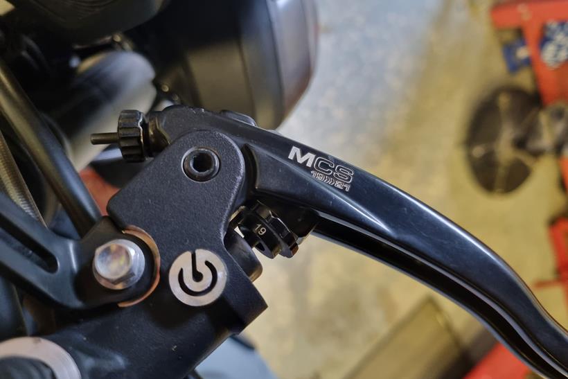 Triumph Street Triple 765 RS front brake lever adjustment